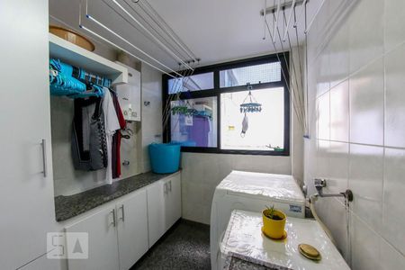 Apartamento à venda com 230m², 4 quartos e 3 vagasÁrea de Serviço