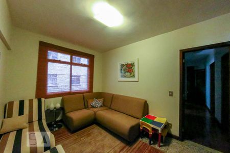 Apartamento à venda com 230m², 4 quartos e 3 vagasSala de TV