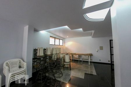 Apartamento à venda com 230m², 4 quartos e 3 vagasÁrea comum - Salão de festas