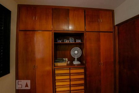 Apartamento à venda com 230m², 4 quartos e 3 vagasQuarto 1