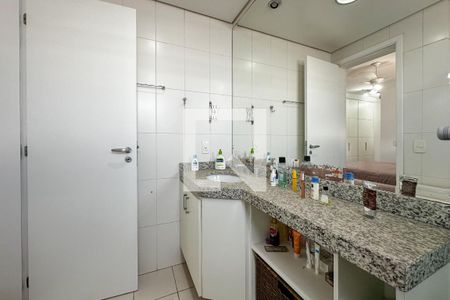 Apartamento para alugar com 118m², 3 quartos e 2 vagasBanheiro do Quarto 3