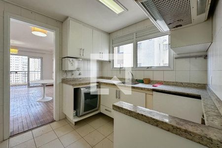 Apartamento para alugar com 118m², 3 quartos e 2 vagasCozinha