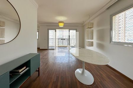 Sala de apartamento à venda com 3 quartos, 118m² em Vila Anglo Brasileira, São Paulo