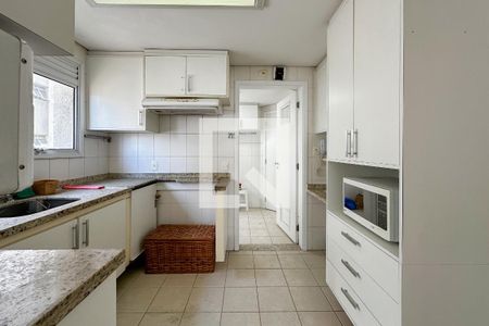 Apartamento para alugar com 118m², 3 quartos e 2 vagasCozinha
