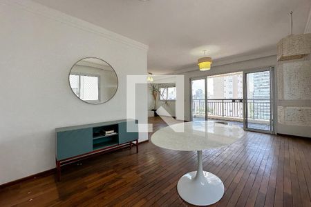 Sala de apartamento à venda com 3 quartos, 118m² em Vila Anglo Brasileira, São Paulo