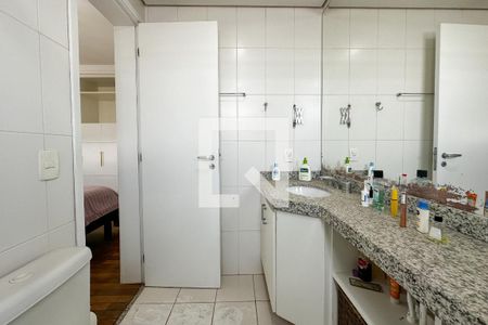 Apartamento para alugar com 118m², 3 quartos e 2 vagasBanheiro do Quarto 3