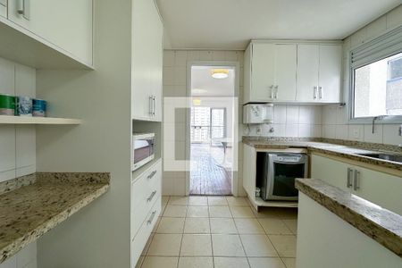 Apartamento para alugar com 118m², 3 quartos e 2 vagasCozinha