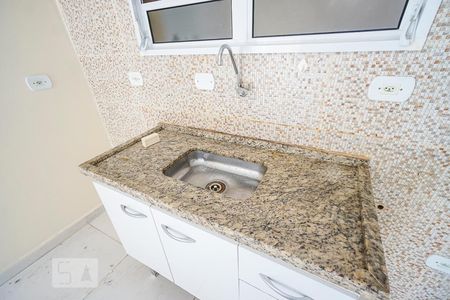 Pia de casa para alugar com 1 quarto, 40m² em Quarta Parada, São Paulo
