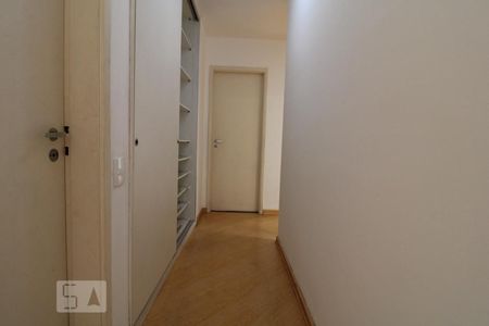 Apartamento para alugar com 88m², 3 quartos e 1 vagaCorredor