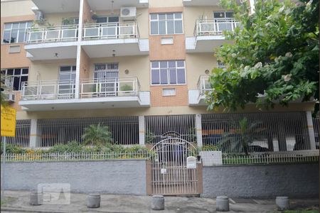 Apartamento à venda com 110m², 3 quartos e 3 vagasFachada 