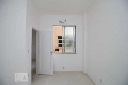 Quarto 1 de apartamento para alugar com 1 quarto, 30m² em Santa Teresa, Rio de Janeiro