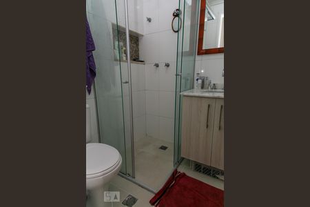 Casa à venda com 70m², 2 quartos e 2 vagasBanheiro da Suíte