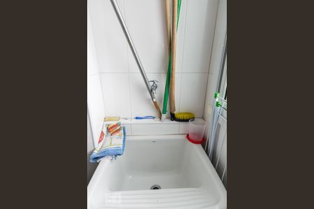 Casa à venda com 70m², 2 quartos e 2 vagasÁrea de Serviço