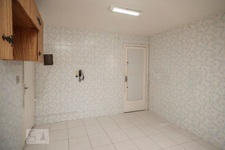 Apartamento para alugar com 110m², 2 quartos e 1 vaga Apartamento para alugar com 110m², 2 quartos e 1 vagaCozinha