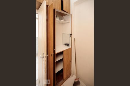 Quarto de Serviço de apartamento para alugar com 2 quartos, 110m² em Lins de Vasconcelos, Rio de Janeiro