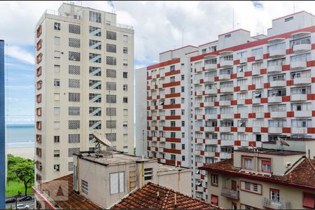 Vista corredor externo de kitnet/studio para alugar com 1 quarto, 28m² em Gonzaga, Santos
