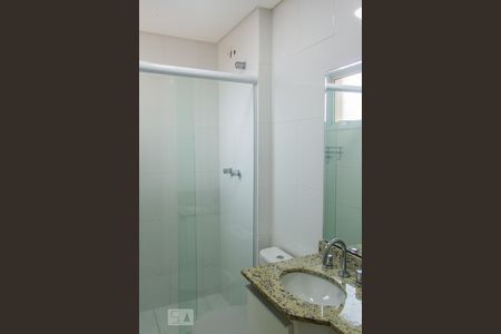 Apartamento à venda com 56m², 2 quartos e 2 vagasBanheiro da Suíte