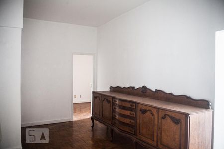 Apartamento à venda com 156m², 2 quartos e sem vagaEntrada