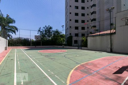 Apartamento à venda com 120m², 4 quartos e 3 vagas Apartamento à venda com 120m², 4 quartos e 3 vagasQuadra Esportiva