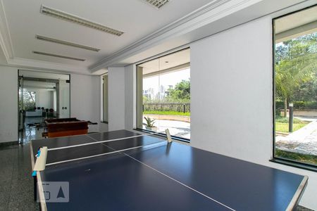 Apartamento à venda com 120m², 4 quartos e 3 vagas Apartamento à venda com 120m², 4 quartos e 3 vagasÁrea comum - Salão de jogos