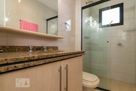 Apartamento à venda com 120m², 4 quartos e 3 vagas Apartamento à venda com 120m², 4 quartos e 3 vagasBanheiro da Suíte 3