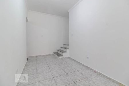 Sala de casa à venda com 3 quartos, 100m² em Vila Taquari, São Paulo