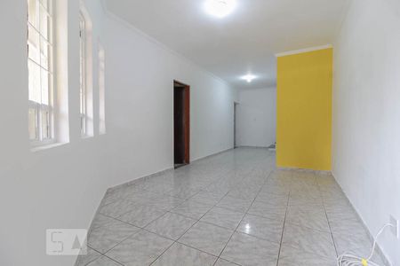Sala de casa à venda com 3 quartos, 100m² em Vila Taquari, São Paulo