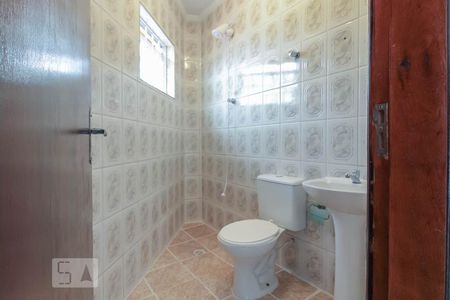 Casa à venda com 100m², 3 quartos e 4 vagasBanheiro do Quarto 1