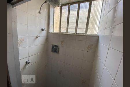 Apartamento à venda com 43m², 2 quartos e sem vaga Apartamento à venda com 43m², 2 quartos e sem vagaBanheiro