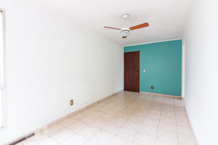 Sala de apartamento para alugar com 3 quartos, 75m² em Piratininga, Osasco