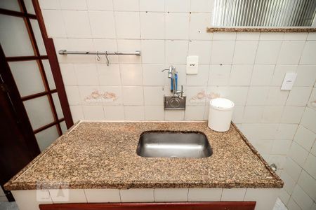 Casa para alugar com 70m², 2 quartos e 1 vaga Casa para alugar com 70m², 2 quartos e 1 vagaCozinha