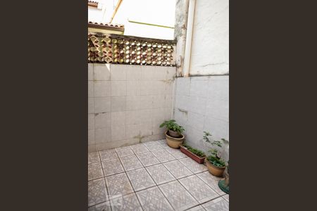 Casa para alugar com 70m², 2 quartos e 1 vaga Casa para alugar com 70m², 2 quartos e 1 vagaÁrea de Serviço