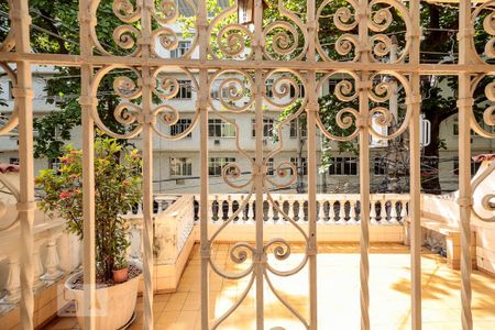 Vista Sala de casa para alugar com 2 quartos, 70m² em Engenho de Dentro, Rio de Janeiro