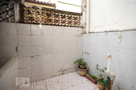 Casa para alugar com 70m², 2 quartos e 1 vaga Casa para alugar com 70m², 2 quartos e 1 vagaÁrea de Serviço