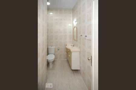 Casa para alugar com 70m², 2 quartos e 1 vaga Casa para alugar com 70m², 2 quartos e 1 vagaBanheiro