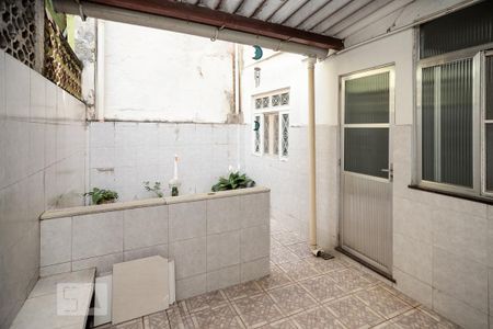 Casa para alugar com 70m², 2 quartos e 1 vaga Casa para alugar com 70m², 2 quartos e 1 vagaÁrea de Serviço