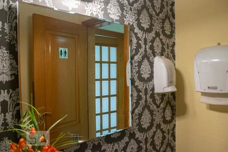 LAVABO de casa à venda com 8 quartos, 300m² em Jardim São Paulo(zona Norte), São Paulo