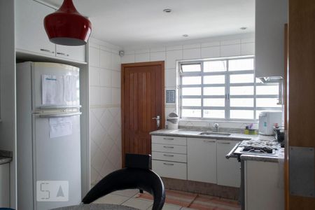 Casa à venda com 300m², 8 quartos e 6 vagasCOZINHA