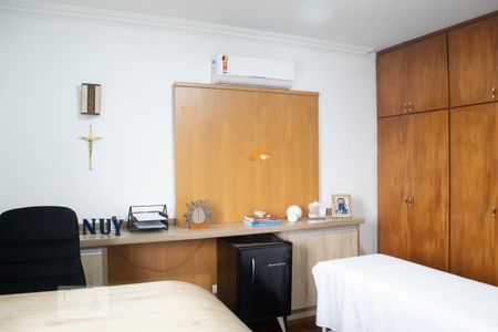 Casa à venda com 300m², 8 quartos e 6 vagasQUARTO 5