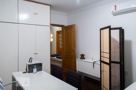 Casa à venda com 300m², 8 quartos e 6 vagasQUARTO 8