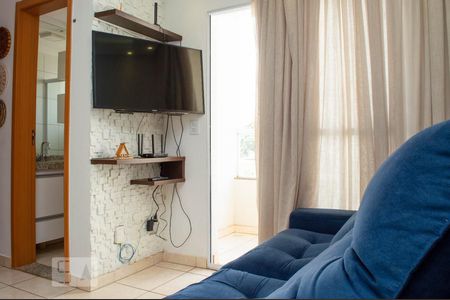 Sala de apartamento para alugar com 2 quartos, 52m² em Patrimônio, Uberlândia