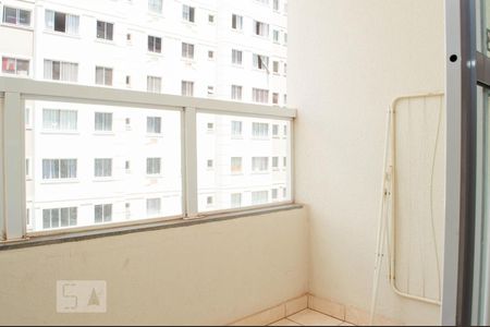 Apartamento para alugar com 52m², 2 quartos e 1 vagaSacada