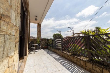 Varanda da sala de casa à venda com 4 quartos, 344m² em Vila Gustavo, São Paulo