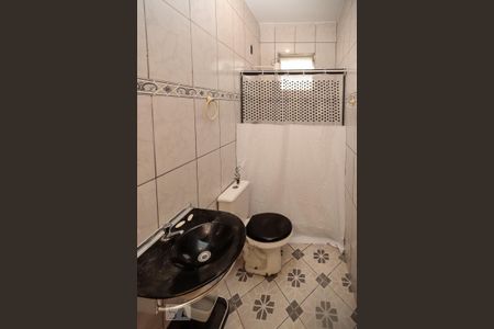 Casa à venda com 110m², 2 quartos e sem vagaBanheiro