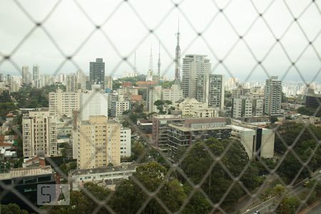 Vista da Suíte de apartamento à venda com 1 quarto, 73m² em Cerqueira César, São Paulo