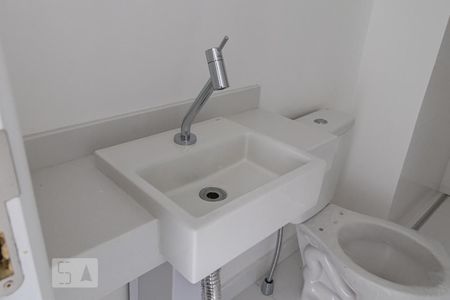 Apartamento à venda com 69m², 3 quartos e 2 vagasDetalhe do Banheiro Social