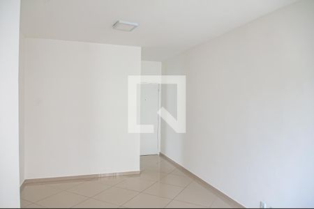 sala de apartamento para alugar com 3 quartos, 70m² em Tanque, Rio de Janeiro
