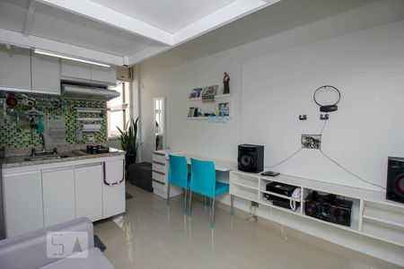 Quarto de kitnet/studio à venda com 1 quarto, 18m² em Santa Teresa, Rio de Janeiro