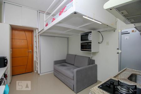 Quarto de kitnet/studio à venda com 1 quarto, 18m² em Santa Teresa, Rio de Janeiro