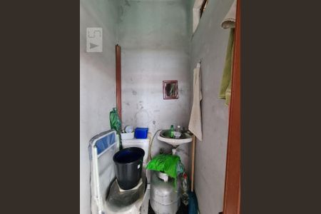 Casa à venda com 190m², 2 quartos e 3 vagasBanheiro